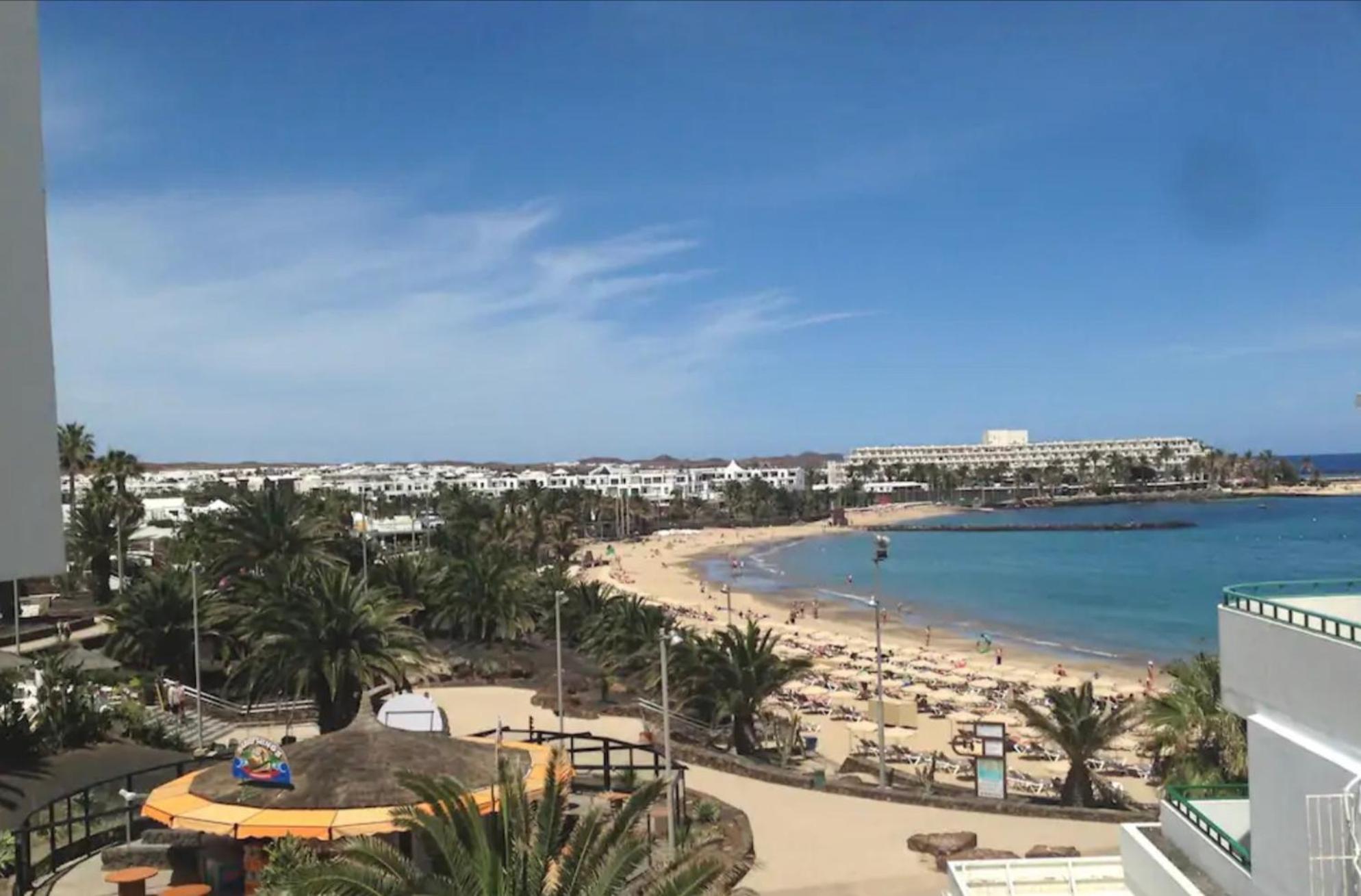 Ground Floor Apartment With Pool, Next To The Beach Costa Teguise Eksteriør billede